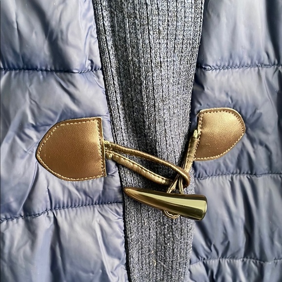 Lands End Blue Toggle Knit Puffer Coat with Removable Hood - Picture 3 of 9